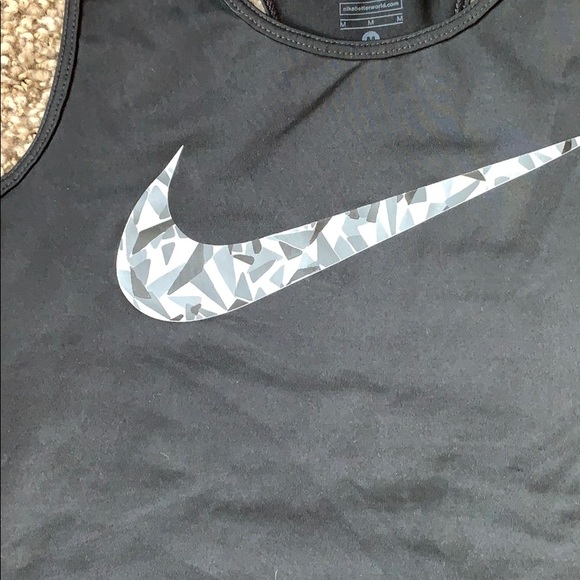 Tank top - Picture 2 of 4